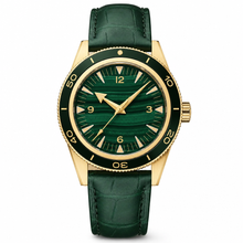 Classic Watch Green Dial 41mm Gold Tone Case